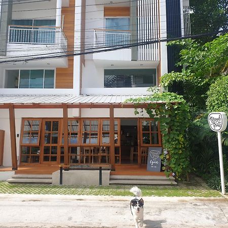 Breadfruit Hostel Chiang Mai Bagian luar foto