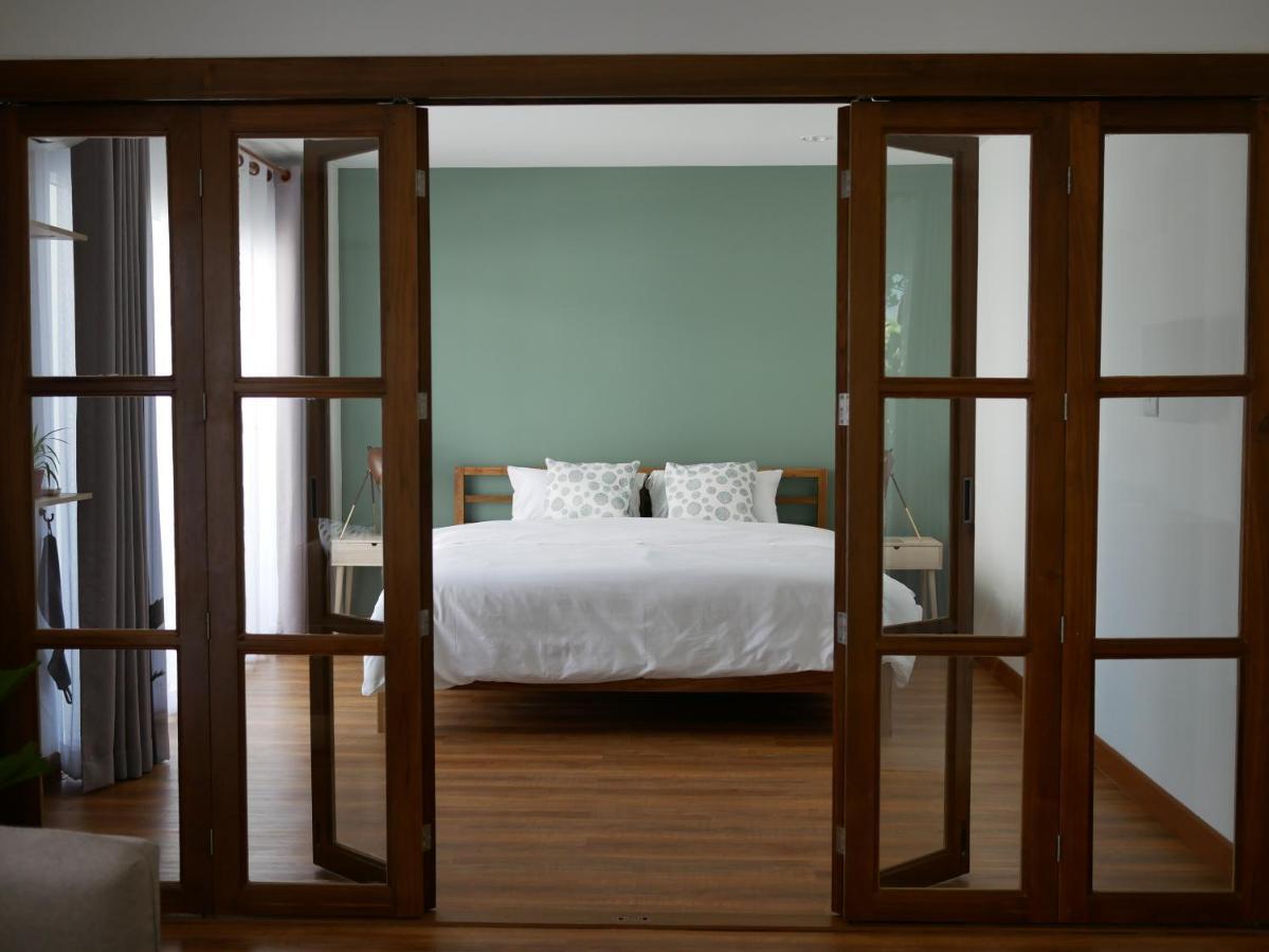 Breadfruit Hostel Chiang Mai Bagian luar foto